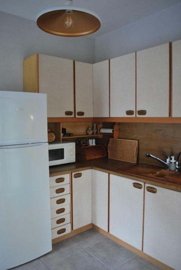 Cornelia Apartment PalaiónTsiflíkion Екстериор снимка