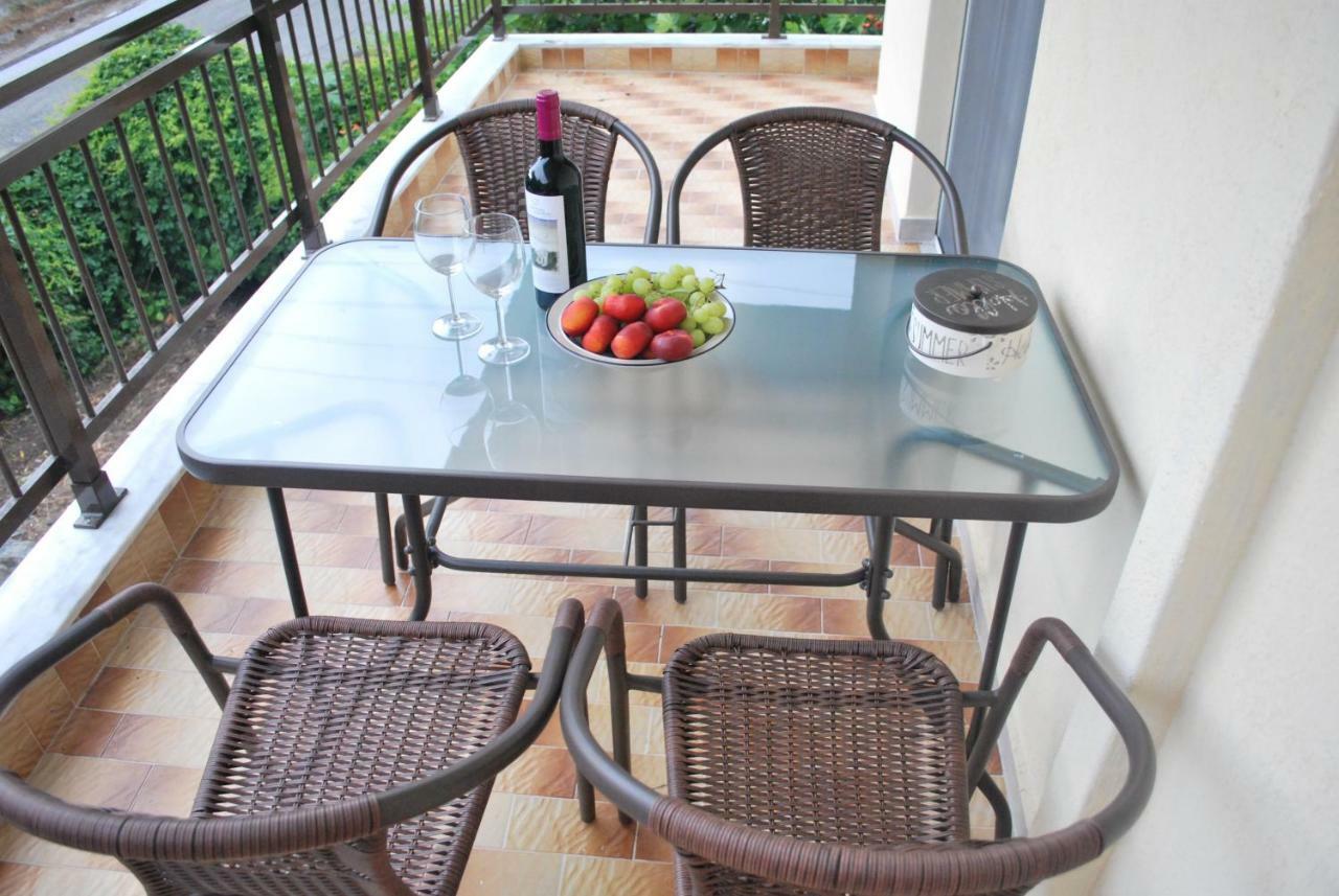 Cornelia Apartment PalaiónTsiflíkion Екстериор снимка